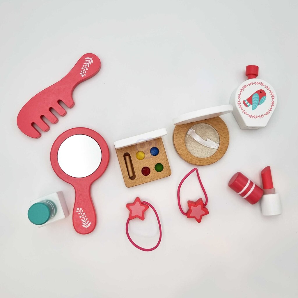 Pink Make-up - Image 3